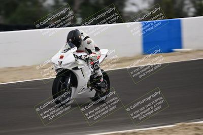media/Apr-18-2025-TrackDaz (Fri) [[45f5874c44]]/A Group/Session 3 (Turn 6 - Outside)/